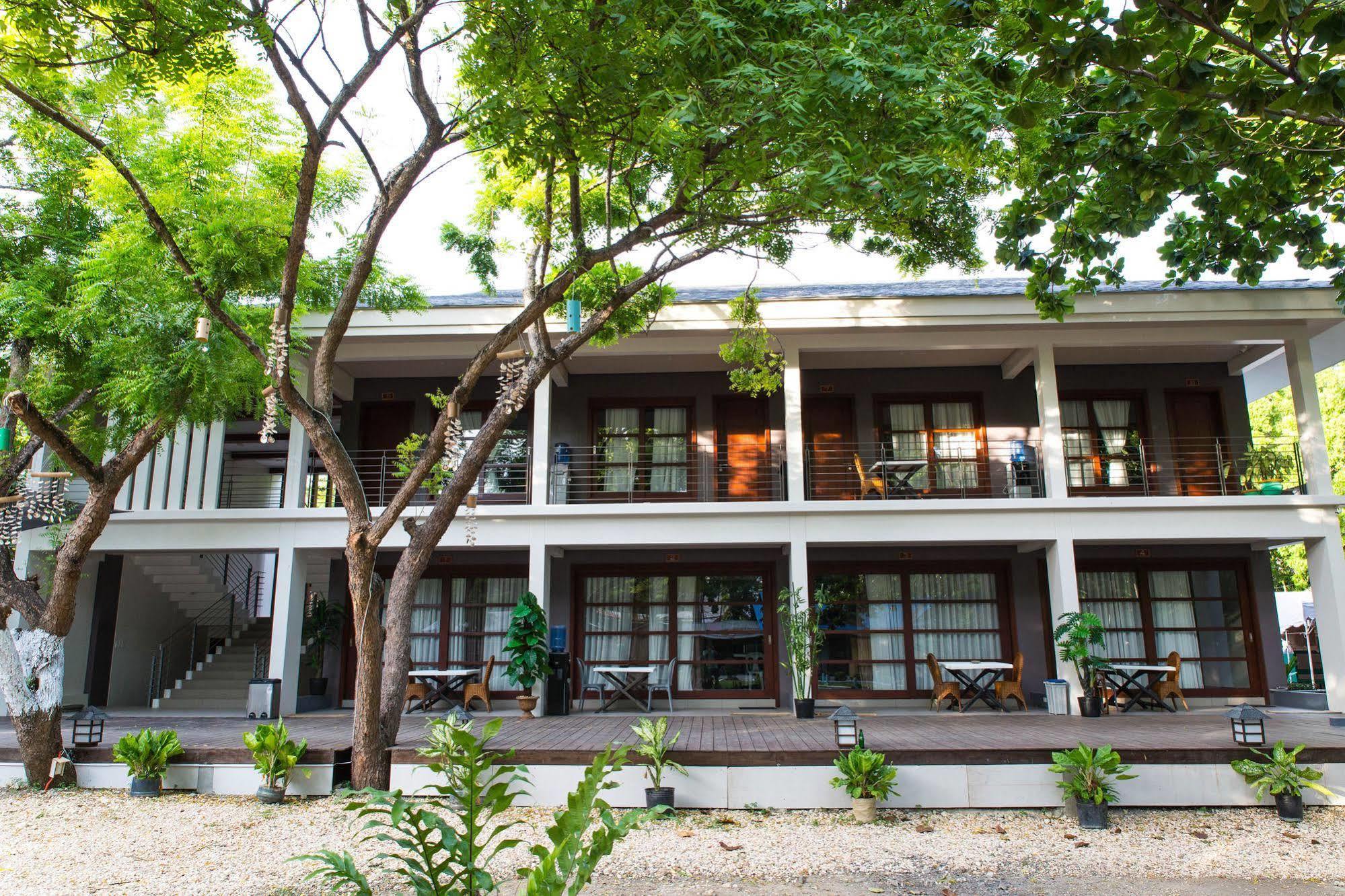Karancho Beach House Lapu-Lapu City Exterior photo
