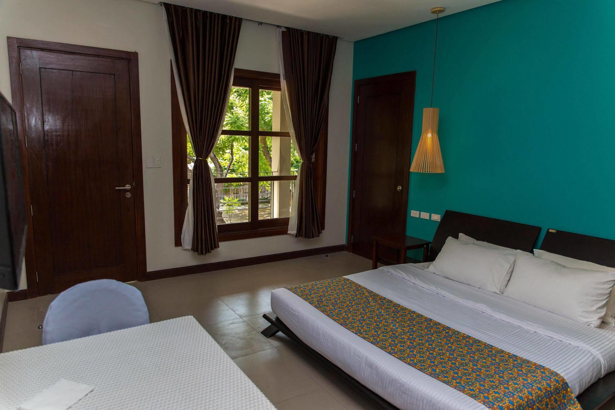 Karancho Beach House Lapu-Lapu City Exterior photo
