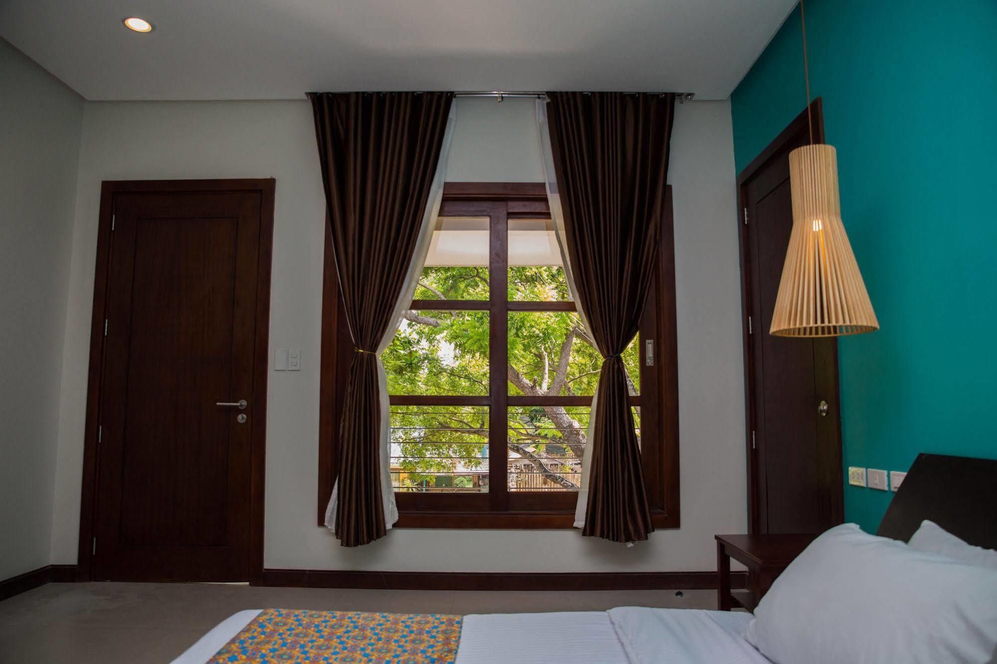 Karancho Beach House Lapu-Lapu City Exterior photo